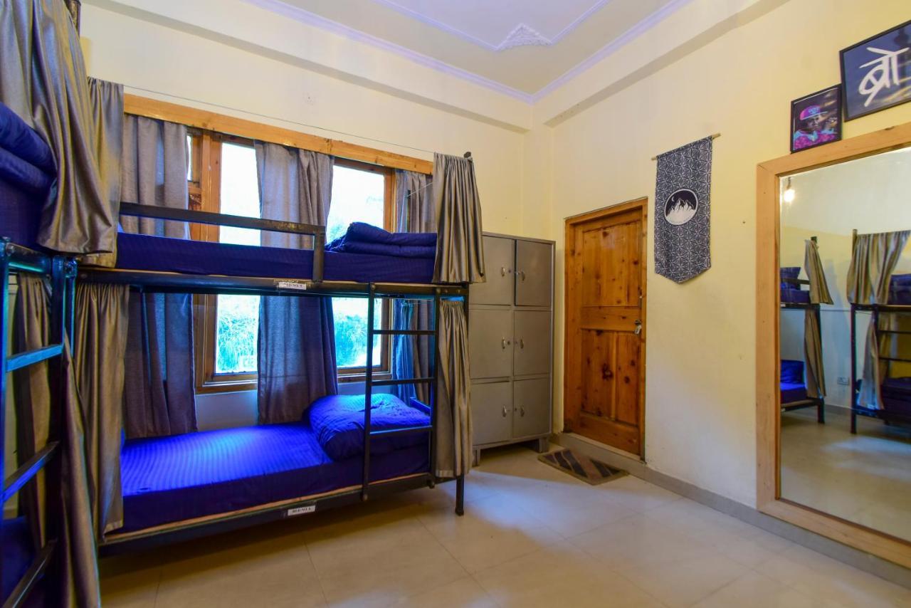 Perkup Hostel Касоль Екстер'єр фото